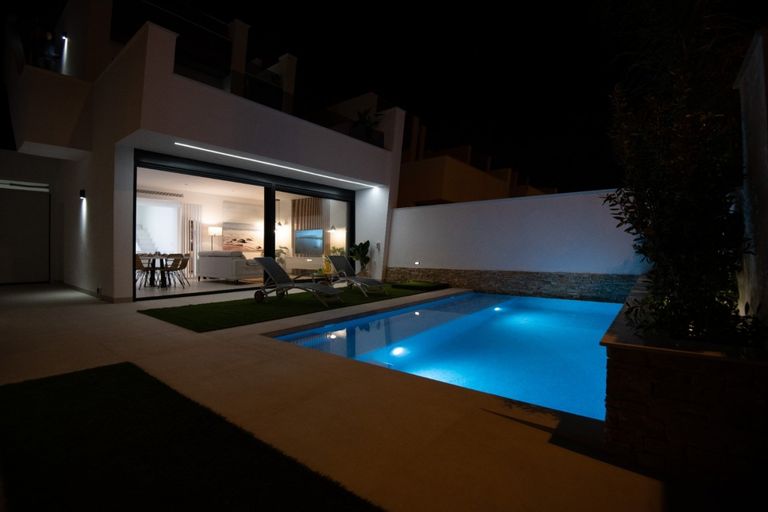 Property thumbnail 36