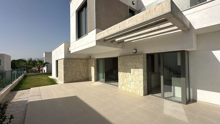 Property thumbnail 2