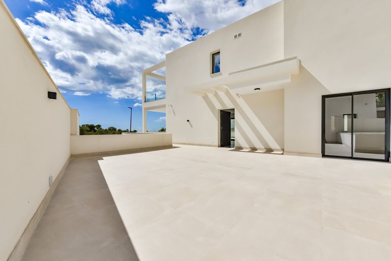 Property thumbnail 9