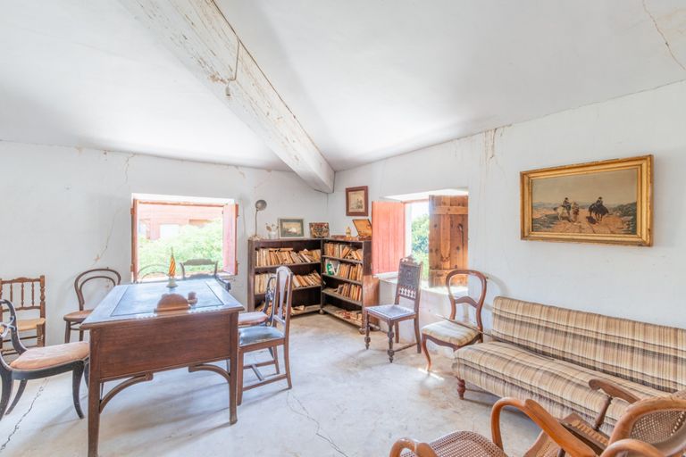 Property thumbnail 11