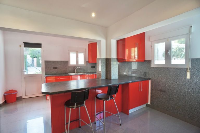 Property thumbnail 12