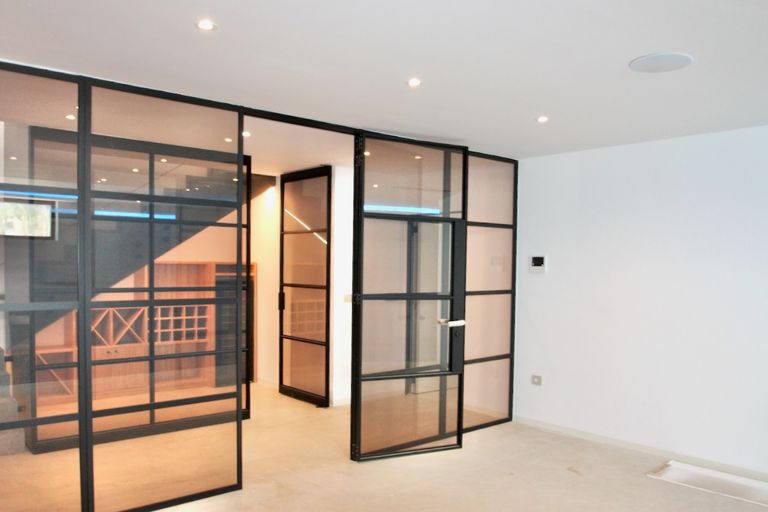 Property thumbnail 9