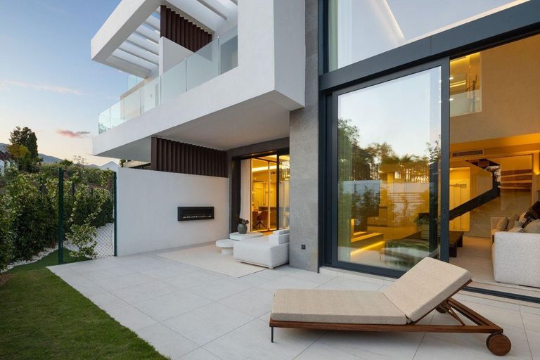 Property thumbnail 2