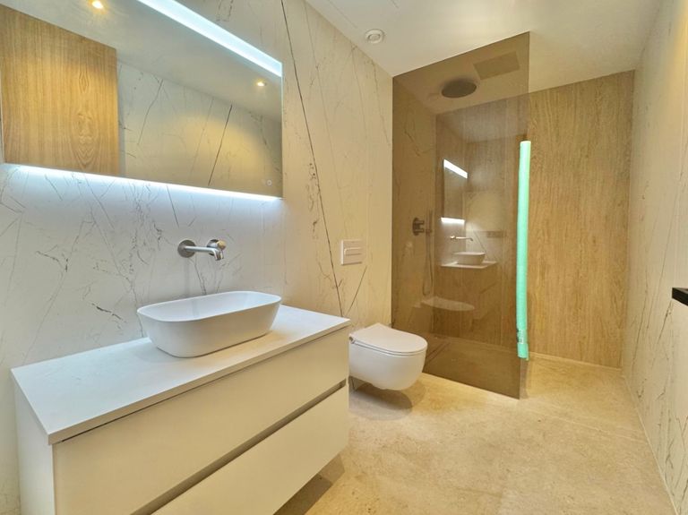 Property thumbnail 16