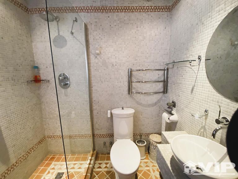 Property thumbnail 40