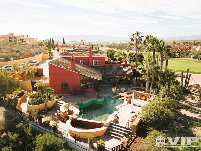Property thumbnail 38