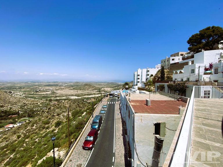 Property thumbnail 1