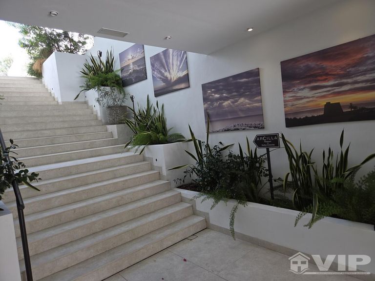 Property thumbnail 24