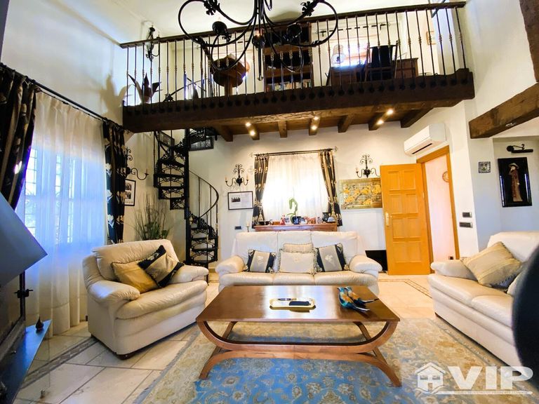 Property thumbnail 9
