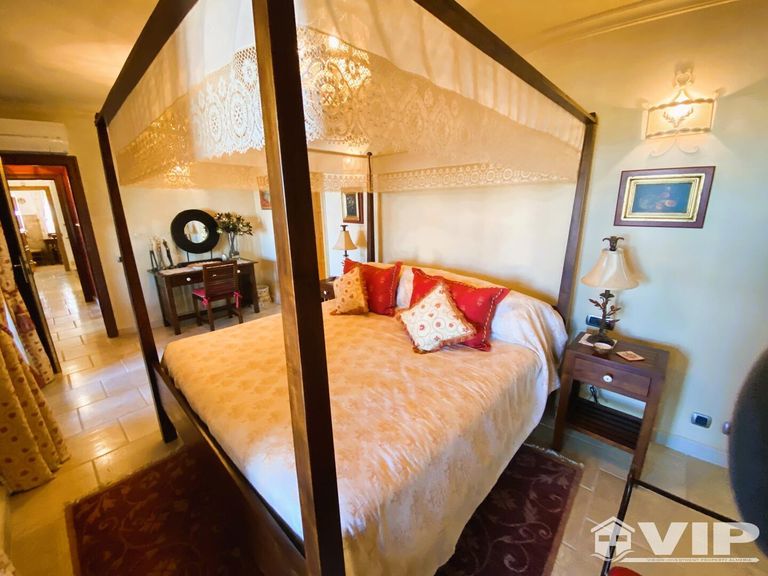 Property thumbnail 18