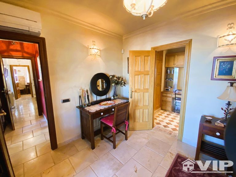 Property thumbnail 19