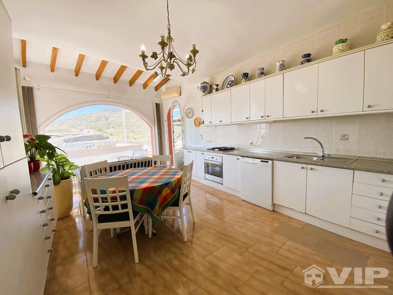 Property thumbnail 35