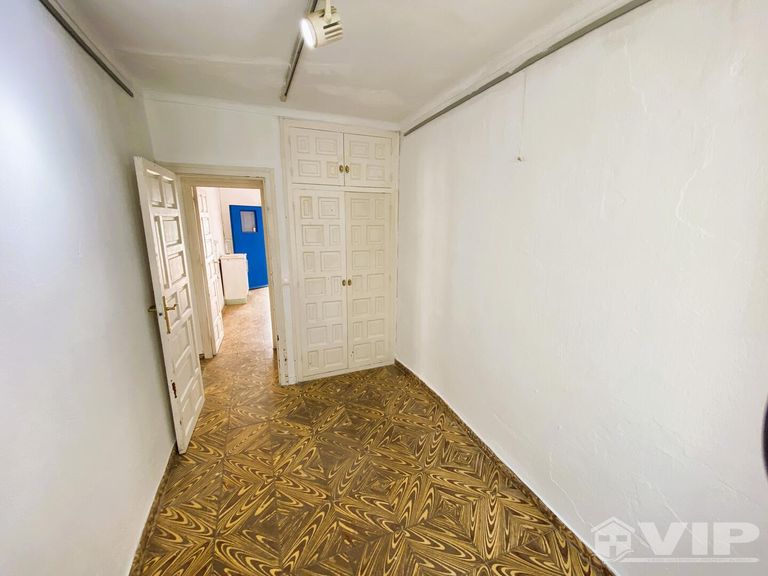 Property thumbnail 17