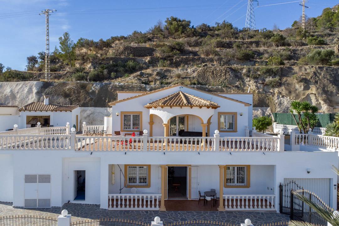 Property image 40