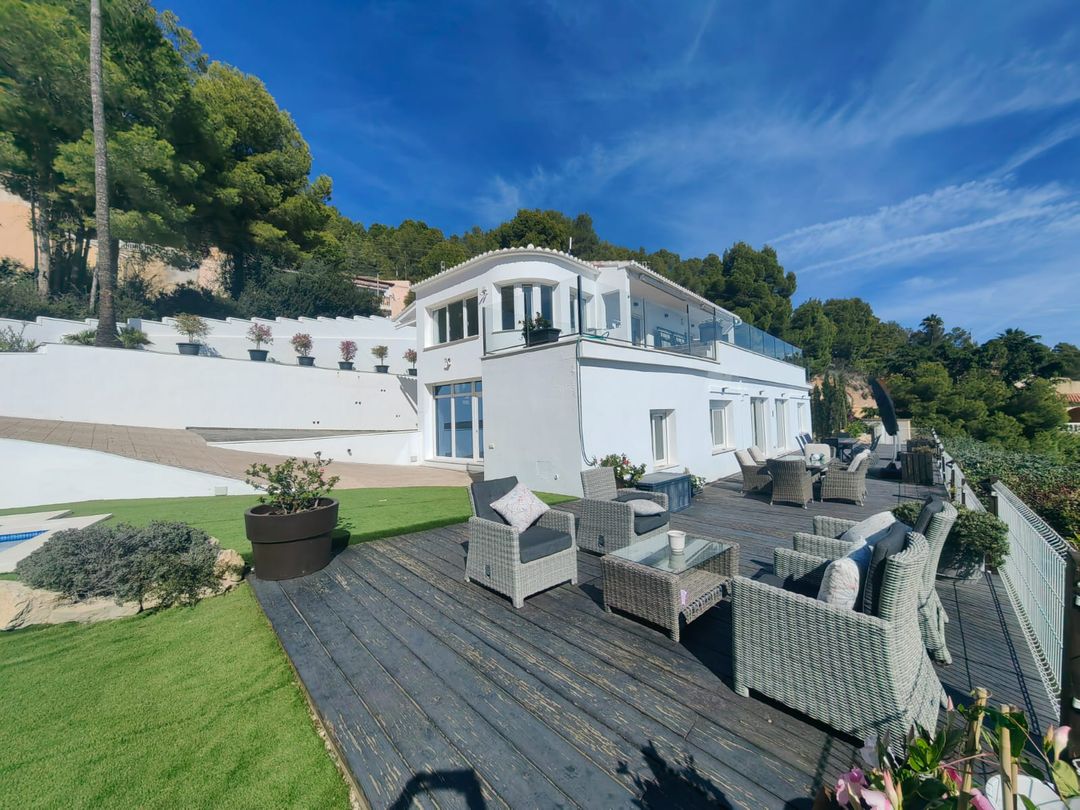 Property image 8