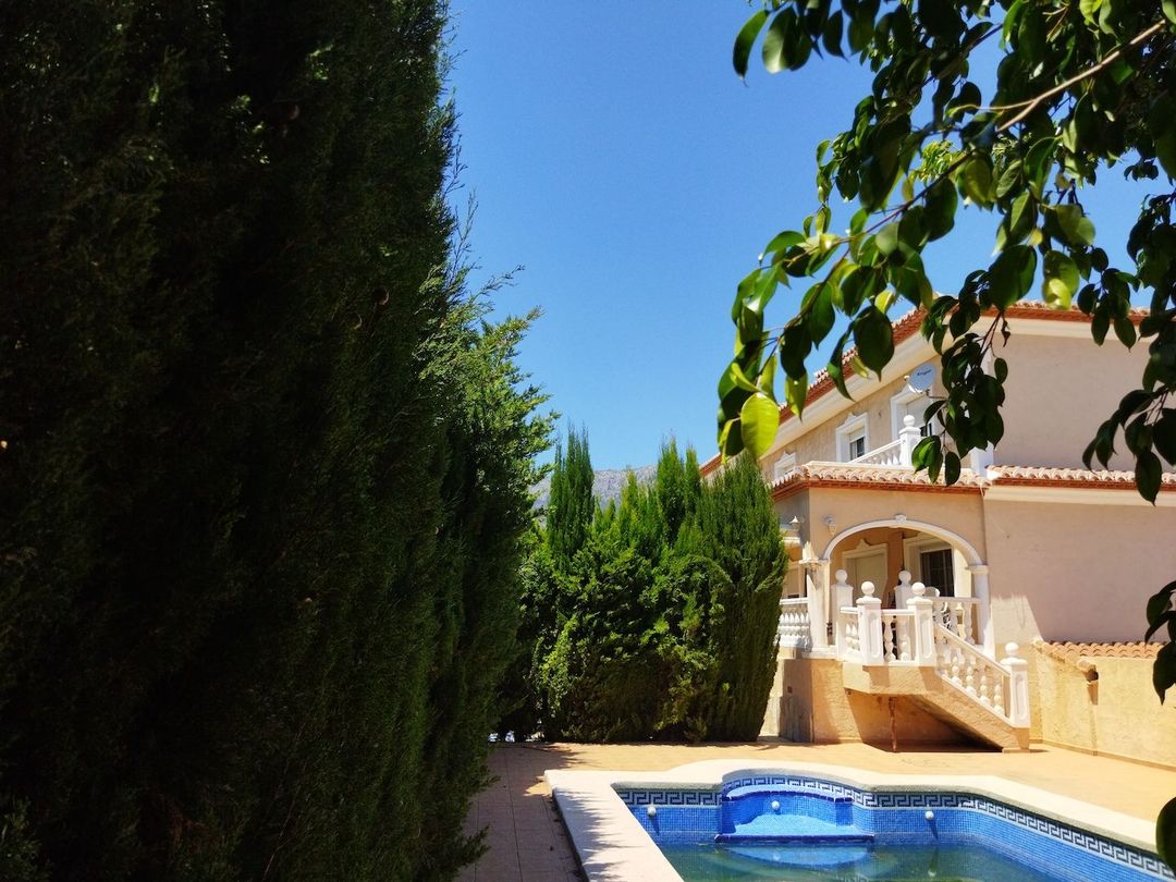 Property image 8