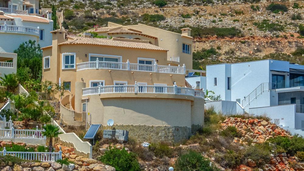 Property image 8