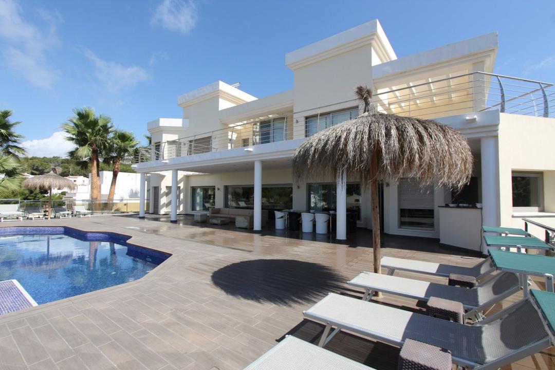 6 bedroom House / Villa in Costa Blanca, Costa Blanca - Property VC10467