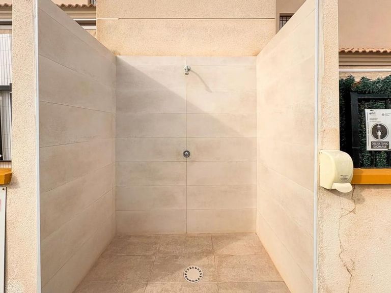 Property thumbnail 25
