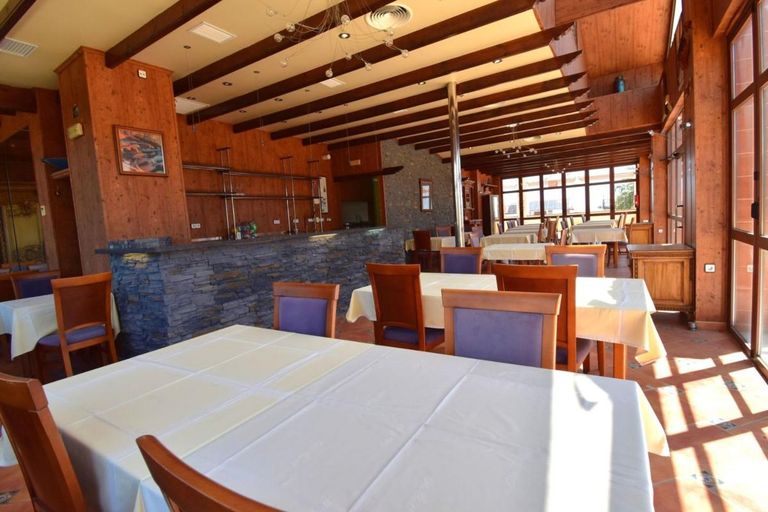 Property thumbnail 9