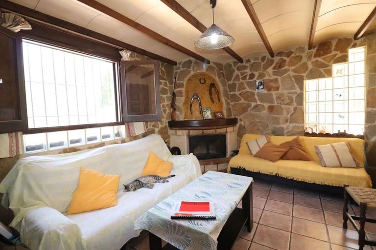 Property thumbnail 3