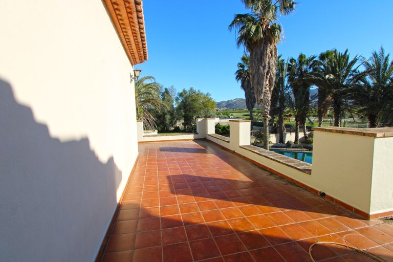 Property thumbnail 35