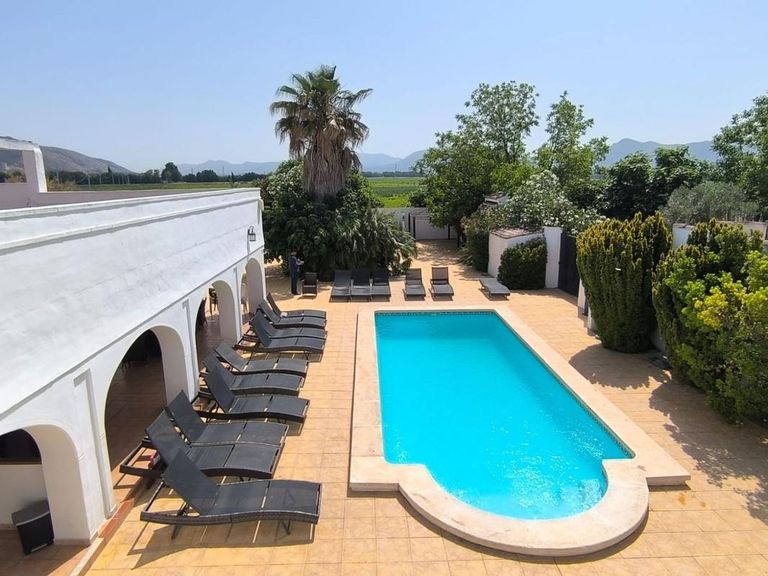 Property thumbnail 3