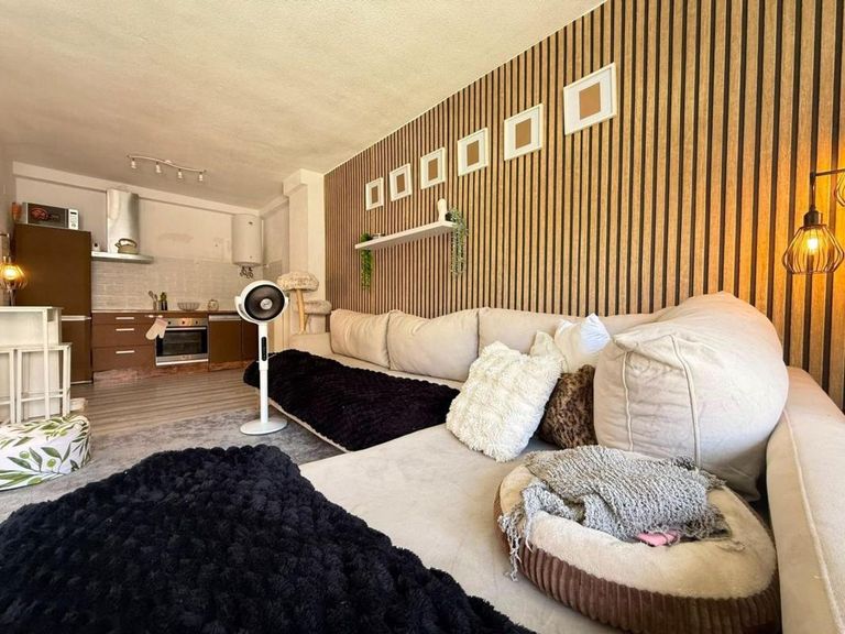 Property thumbnail 6