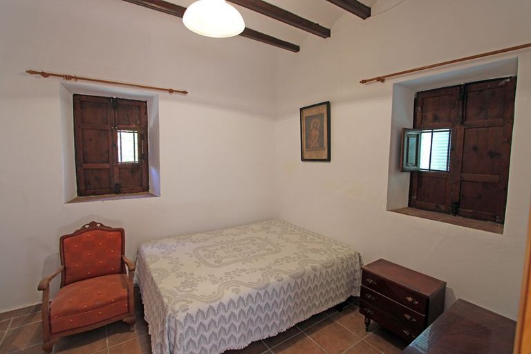Property thumbnail 9