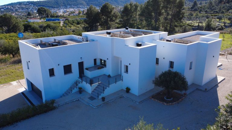 Property thumbnail 9