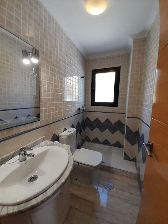 Property thumbnail 7