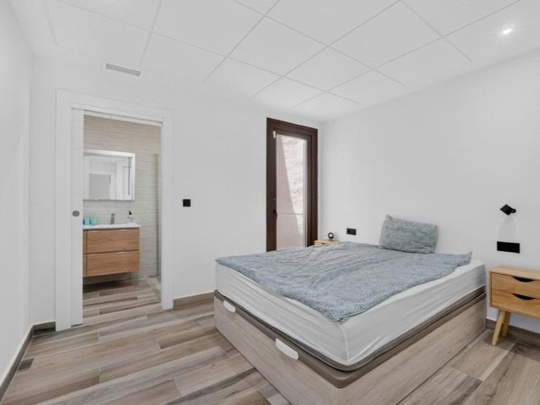 Property thumbnail 20
