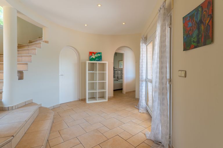 Property thumbnail 32