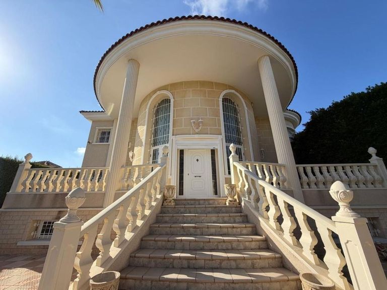 Property thumbnail 3