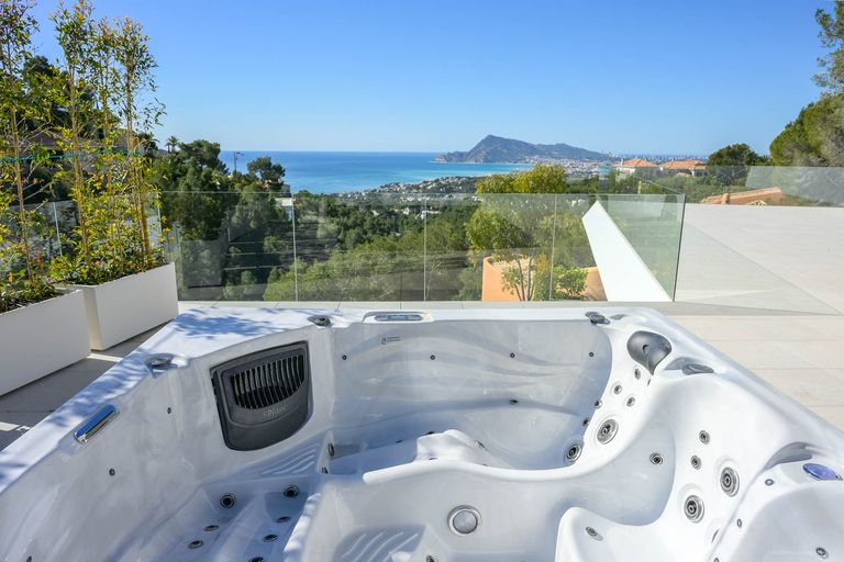 Property thumbnail 8