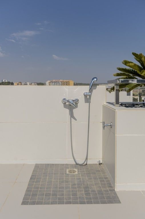 Property thumbnail 44