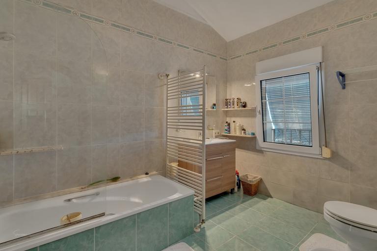 Property thumbnail 15