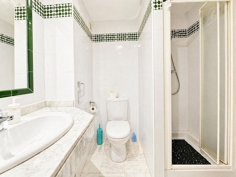 Property thumbnail 26