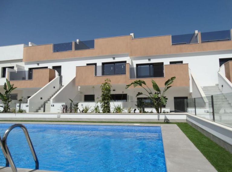 Property thumbnail 2