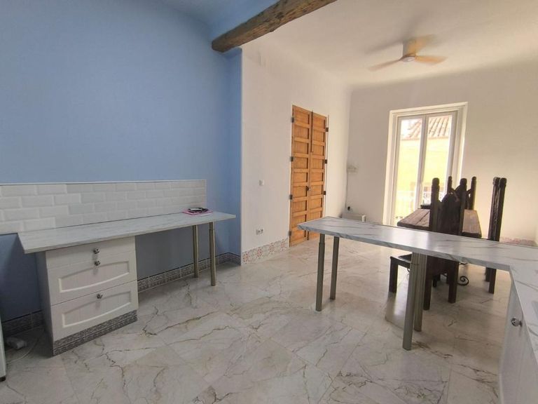 Property thumbnail 10