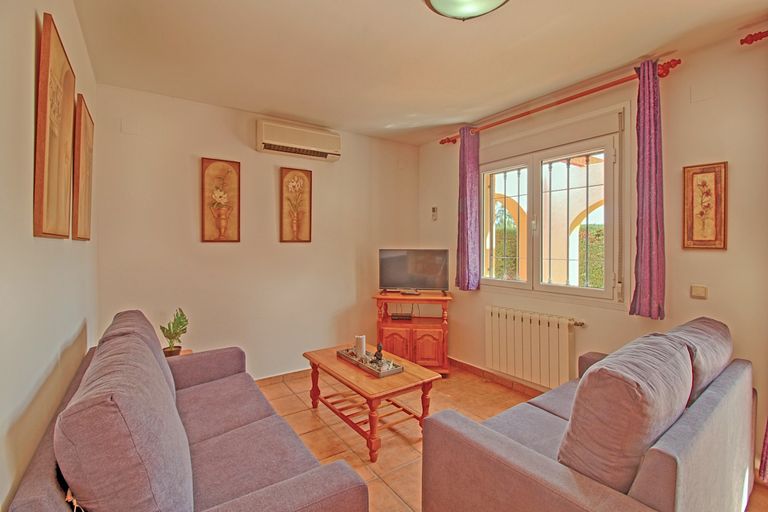 Property thumbnail 8