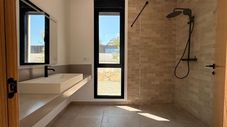 Property thumbnail 9