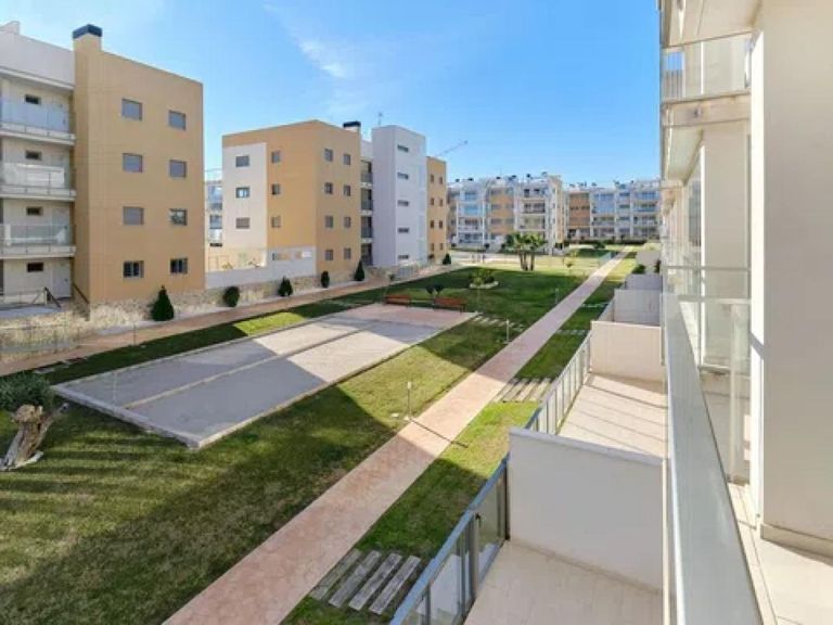 Property thumbnail 17