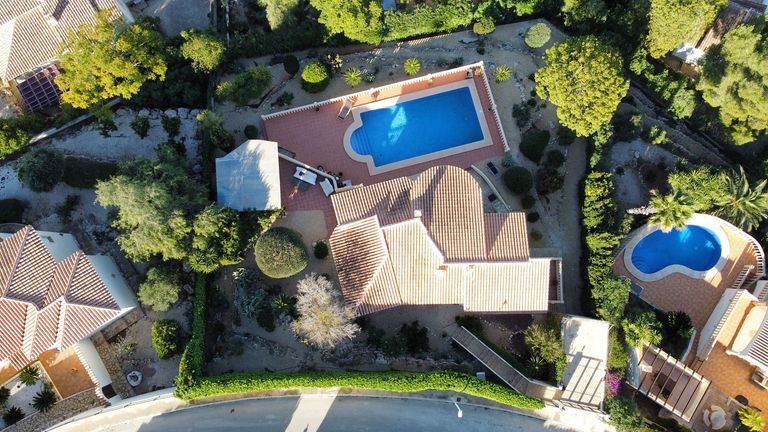 Property thumbnail 11