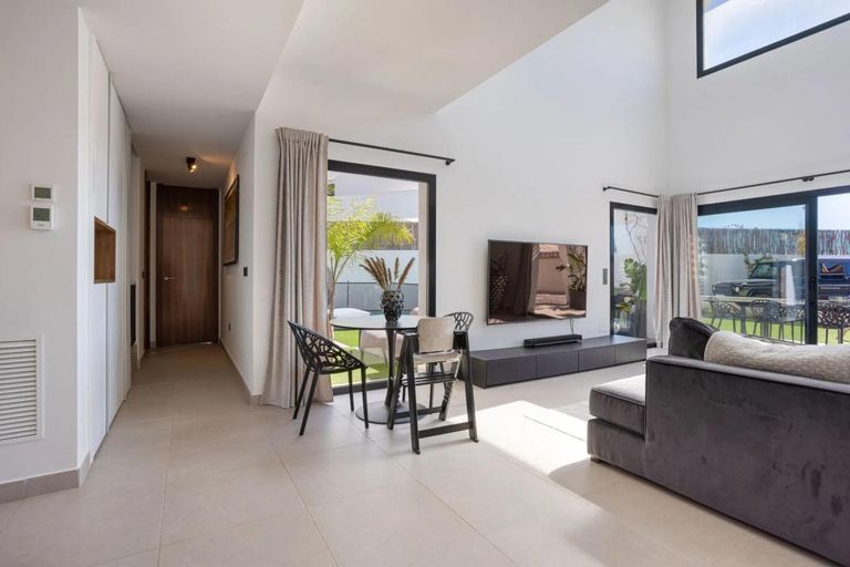 Property thumbnail 13