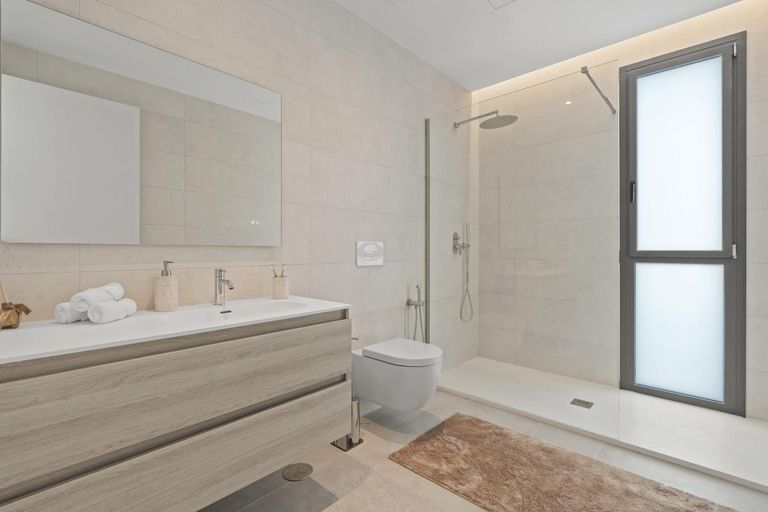Property thumbnail 16