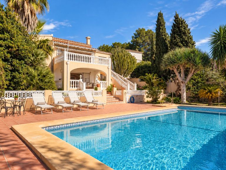 Property thumbnail 2