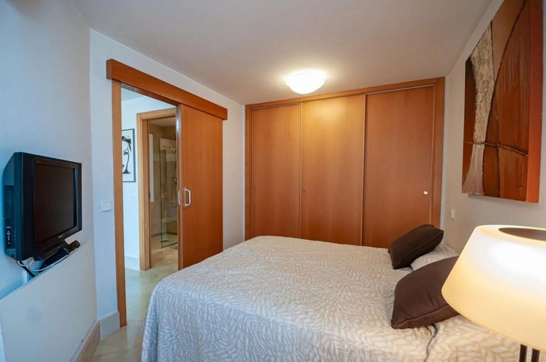 Property thumbnail 11