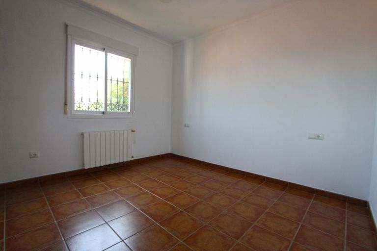 Property thumbnail 12