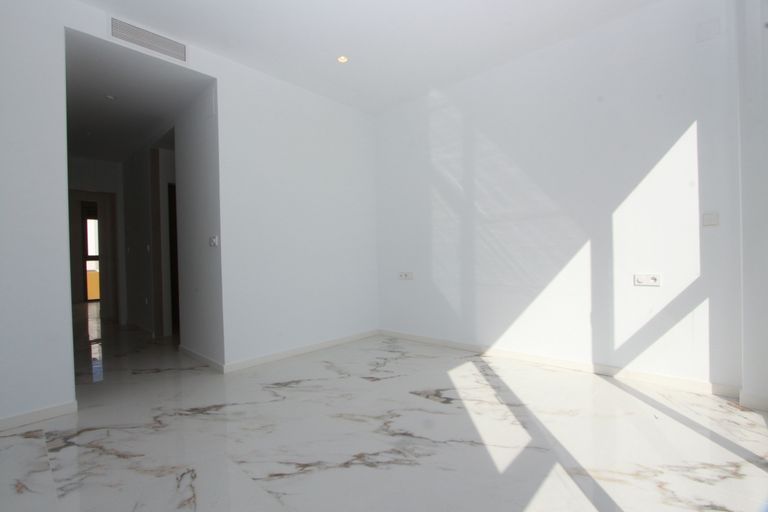 Property thumbnail 16